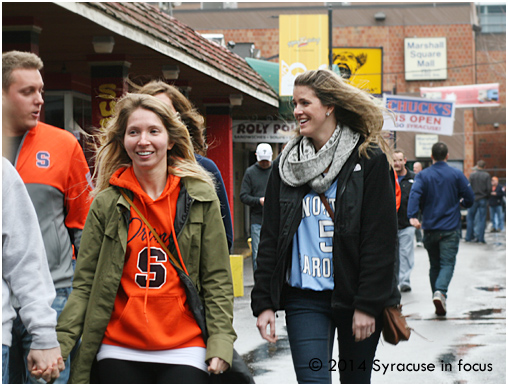 SU and UNC fans share a sidewalk