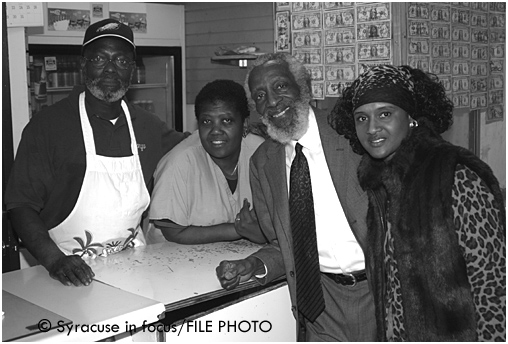 Bongo and Judy Hanslip with Comedian Dick Gregory and Della Branch Bullock at Jerk Hut (circa 2005)