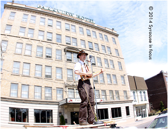 Zeke Leonard, musician