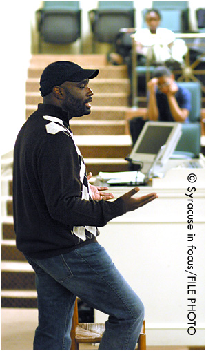 Antwone Fisher at Syracuse University in 2008.