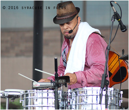 Bugs banged the drums during a tribute to Stevie Wonder