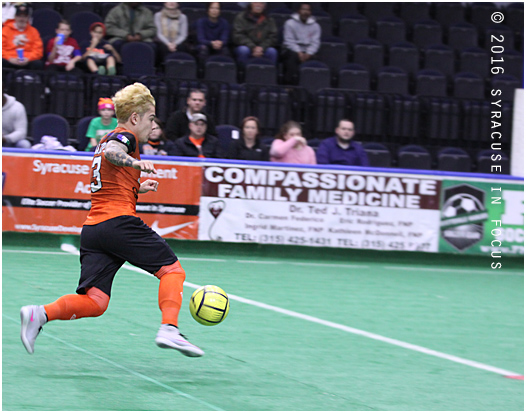 The Syracuse Silver Knights had better numbers in several categories, but still fell to Cedar Rapids last night. The final score was 6-5. The Knights had 15 shots on goal, including a bullet by Antonio Manful in the first quarter. 