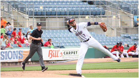 Third baseman Brandon Synder makes a play late in yesterday's game against Louisville. The Chiefs won 4-2.